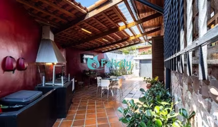 Casa térrea com 2 dorms, 1 suíte, 3 vagas,  250m2 no Sumaré