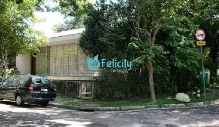 Casa com 4 dorms, 1 suíte, 4 vagas, 306m2 na Vila Madalena