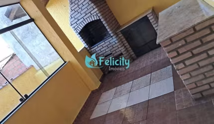 Casa com 2 dorms, 2 vagas, 126m2 no Parque Panamericano