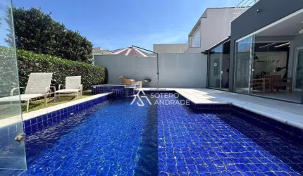 Casa luxuosa na praia, condomínio de alto padrão Costa Nova