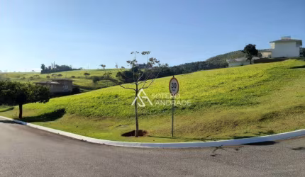 Excelente oportunidade de adquirir um terreno no Condomínio Quinta dos Lagos