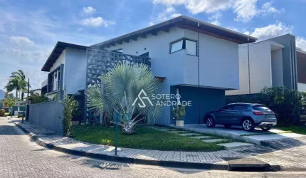 Espetacular casa no Condomínio Costa Nova  na praia Massaguaçu