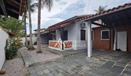 Oportunidade única de comprar ou alugar uma casa em local tranquilo e familiar na praia Massaguaçu