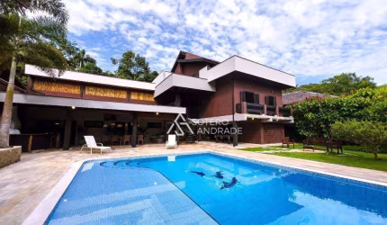Casa espetacular de alto padrão dentro do Condomínio Park Imperial