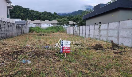 Seu Refúgio dos Sonhos: Terreno na Praia de Massaguaçu