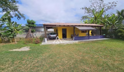 Casa a venda com excelente área no bairro Pegorelly