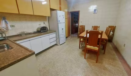 SOBRADO PARA LOCAÇÃO - BAIRRO JARDIM