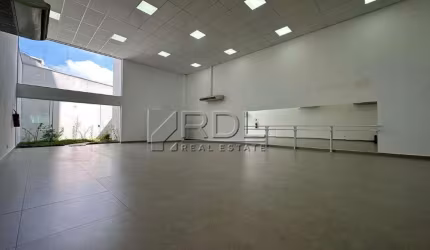 Oportunidade Premium de Investimento: Prédio Comercial Novíssimo na Zona Estratégica do ABC