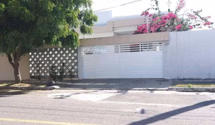 Casa à venda em rua pública, ARUANA , Aracaju, SE