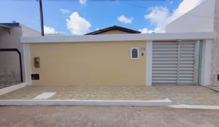 Casa à venda em rua pública, ARUANA, Aracaju, SE