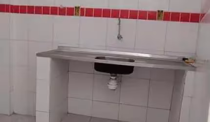 Comercial à venda em rua pública, LIBERDADE, Salvador, BA
