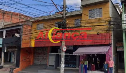 Casa estilo Kitnet com 1 quarto para alugar, 35m² - Cocaia, por R$ 750,00