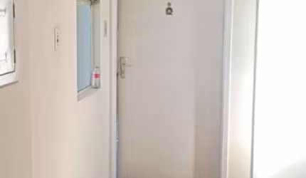 ÓTIMO APARTAMENTO 60M² COM 2 DORMITÓRIOS E 1 VAGA DE GARAGEM - CENTRO.