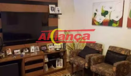 Casa com 04 quartos e 03 vagas para alugar, 185m² - Vila Progresso - Guarulhos R$ 5.000,00