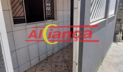 Casa Comercial para alugar com 2 quartos, área serviço, Pimentas, Guarulhos por R$: 2.500,00