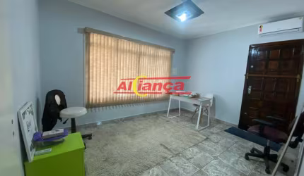 Sobrado para alugar com 3 quartos, 3 vagas, JD. Santa Clara, Guarulhos por R$: 2.900,00
