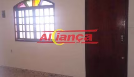 Casa para alugar com 3 quartos, 2 vagas, JD Cumbica - Guarulhos por R$: 1.650,00
