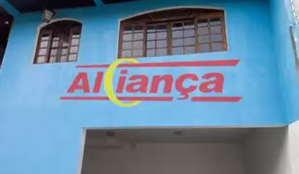 Sobrado com 3 quartos para alugar, 250 m² - Jardim Santa Mena - Guarulhos /SP  por R$3.500,00