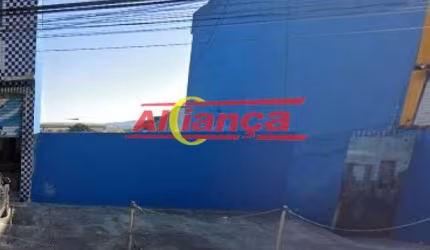 Casa comercial com 100m² e 10 vagas de garagem no Cumbica - Por R$ 3.000,00