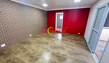 Sobrado Comercial para alugar com 10 salas, 3 banheiros, 3 vagas - Jd. Rosa de Franca - Guarulhos