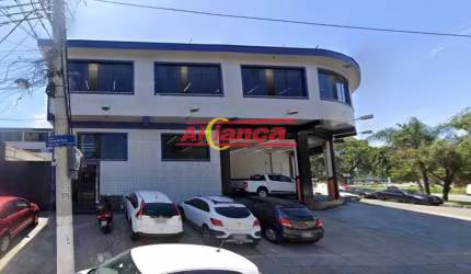 Sala comercial para alugar com 500m² no Picanço - por R$ 10.000,00
