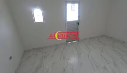 CASA PARA ALUGAR COM 01 QUARTO, 50M², TABOÃO - GUARULHOS/SP POR R$ 1.100,00