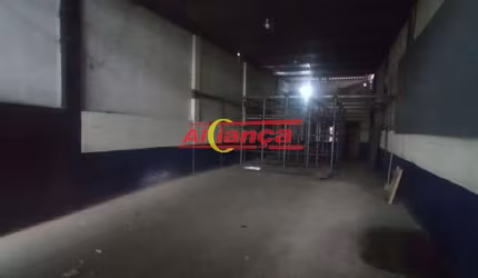 Galpão comercial para alugar com 1 sala, banheiro 175m² - Jardim Cumbica - Guarulhos  por R$: 3.500,