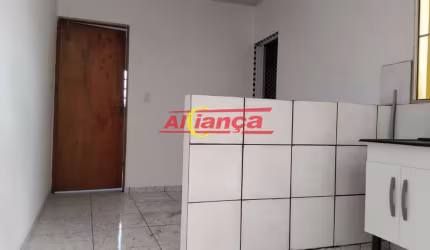 Casa com 1 quartos para alugar,  80m² -Vila Alzira - Guarulhos/SP