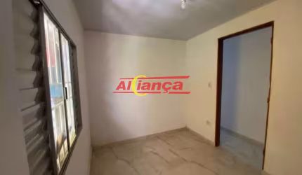 Casa com 2 quartos para alugar, 80m² -Vila Alzira - Guarulhos/SP