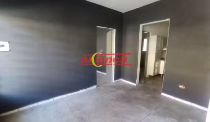 CASA COM 1 QUARTO - 35M - VL. RIO DE JANEIRO - POR 1.387,21