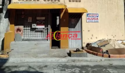 Casa para alugar com 1 quarto, sala, cozinha e área de serviço no Continental III - Por R$ 1.300,00