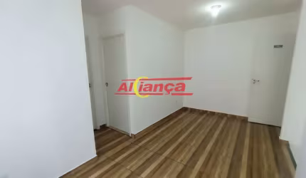 Apartamento com 2 dormitórios para alugar, 45m² - Lavras - Guarulhos/SP - Por R$ 1400,00