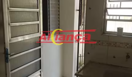 Casa com 1 quartos para alugar,  50m² - Parque São Luiz- Guarulhos-R$ 1.000,00