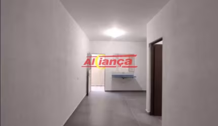 Casa estilo Kitnet com 1 dormitório para alugar, 35 m² - Ponte Grande - Guarulhos/SP - R$ 1.100,00