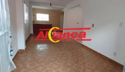 Sobrado residencial para alugar com 3 quartos, 1 vaga - Centro - Guarulhos por R$: 3.500
