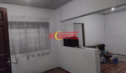 Casa Residencial para alugar com 1 quarto, sala, cozinha, Jd. Bom Clima - Guarulhos por R$: 1.000,00
