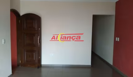 Casa + salão para alugar,  com 4 quartos, 4 vagas de garagem , Vl. Nova Bonsucesso - Guarulhos