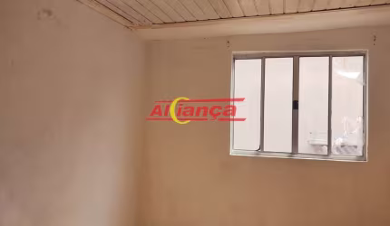 Casa com 1 quartos para alugar,  40m² - Jardim Valéria - Guarulhos/SP R$ 1.000,00