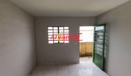 Casa com 2 quartos para alugar no Jardim Diogo, Guarulhos , 63 m2 por R$ 1.454