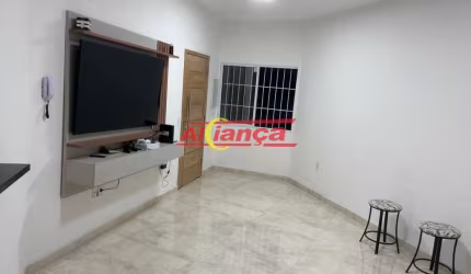 Sobrado com 3 quartos para alugar, 170 m² - Jardim Aida - Guarulhos /SP - por R$3.200,00