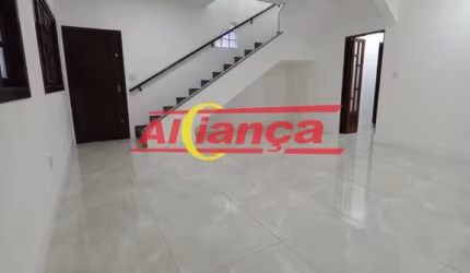 Sobrado para alugar, 4 quartos, sendo 1 suíte e 2 vagas, 230m², Vila Galvão- Guarulhos R$ 6.000,00