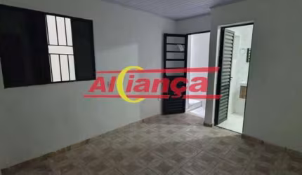 Casa para alugar com 1 quarto amplo, sala, cozinha, 1 vaga - Penha - São Paulo por R$: 2.500