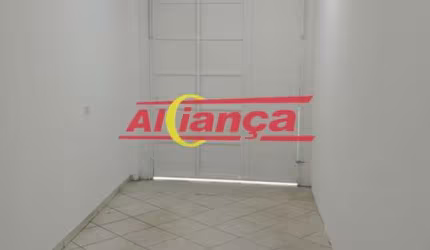 Salão comercial para alugar 35m² com 1 banheiro - Parque Jurema - Guarulhos por R$: 800,00