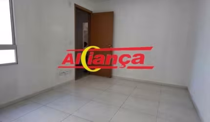 Apartamento com 2 quartos para alugar, Água Chata - Guarulhos/SP -  Por R$1200