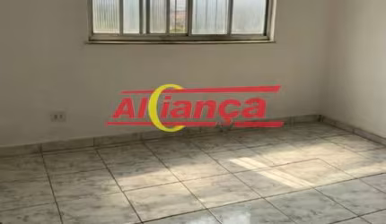 Apartamento com 2 quartos para alugar,  80m² - Vila Barros - Guarulhos/SP - por R$1.700,00