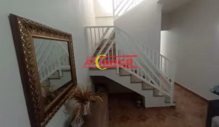 Sobrado para alugar com 4 quartos, sendo 2 suítes, 2 vagas de garagem - Vl. Izabel - Guarulhos