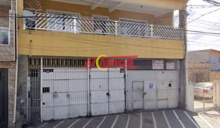 Casa com 2 quartos para alugar, 67m² - Jardim Presidente Dutra - Guarulhos/SP Por R$1.650,00