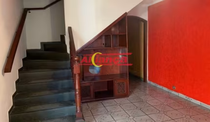 Sobrado com 3 quartos sendo 1 suíte para alugar, 140m² - Cocaia - Guarulhos/SP por R$2.900