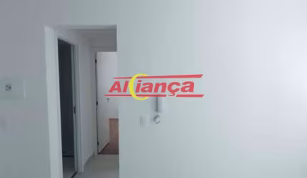 Apartamento para alugar com 2 quartos, Pq. Novo Mundo - São Paulo por R$: 1.400,00
