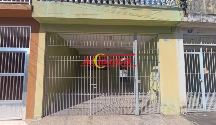 Sobrado com 2 dormitórios para alugar, 150m² - Jd Pres Dutra - Guarulhos /SP por R$ 3.000,00